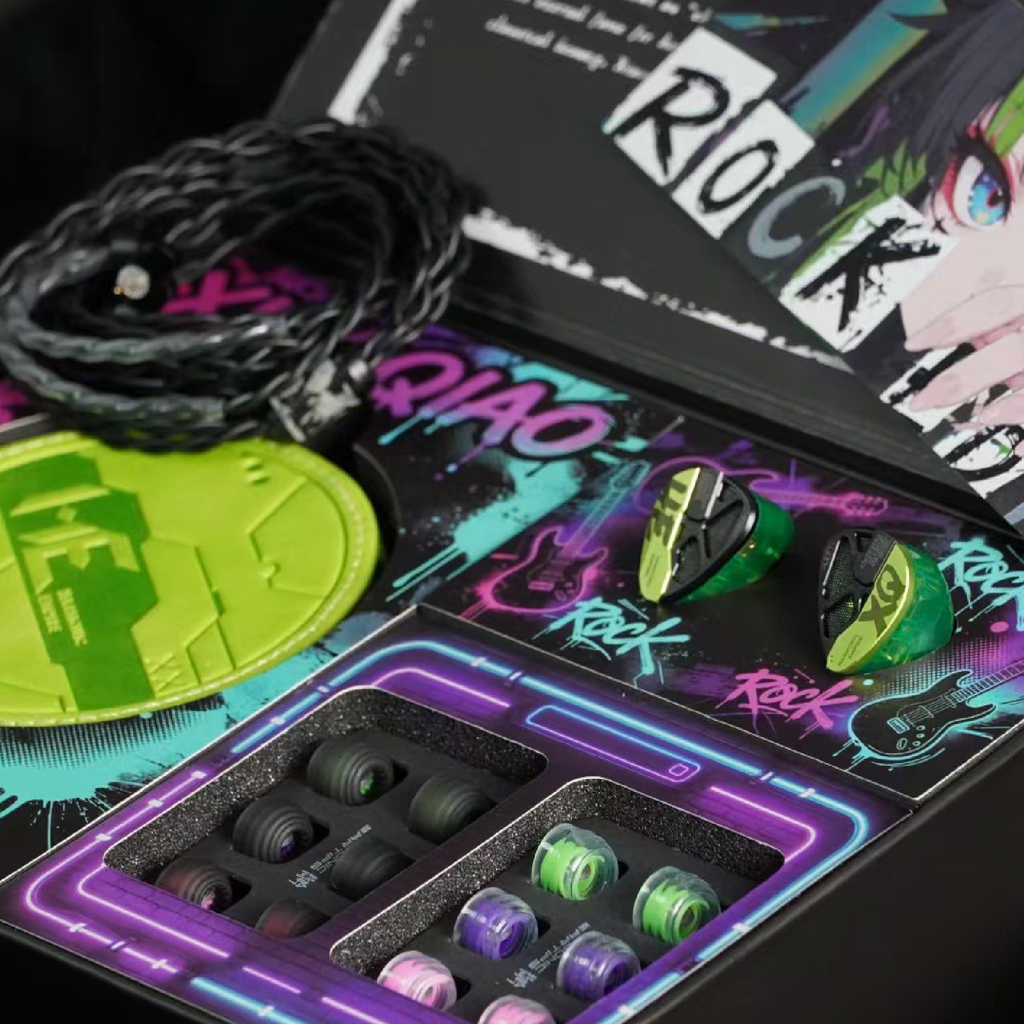 HE XiaoQiao Rock Edition Wired 0.78 2pin In-Ear Headphones with Graphene Dynamic Driver