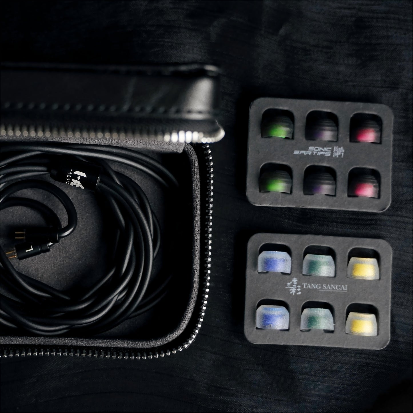 HE Zhang Liao 1 Dynamic driver 2 balance armature 1 Planar In-ear Monitor